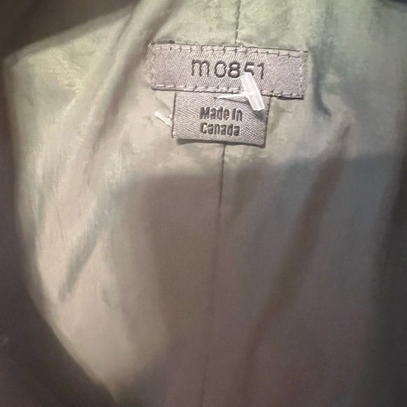 m051 wind and water proof jacket size M - Picture 3 of 16